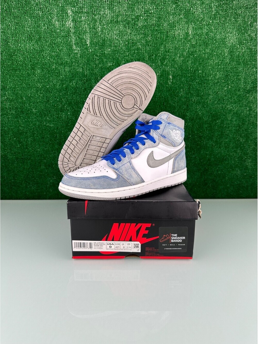 Size 9 - Jordan 1 Retro OG High Hyper Royal